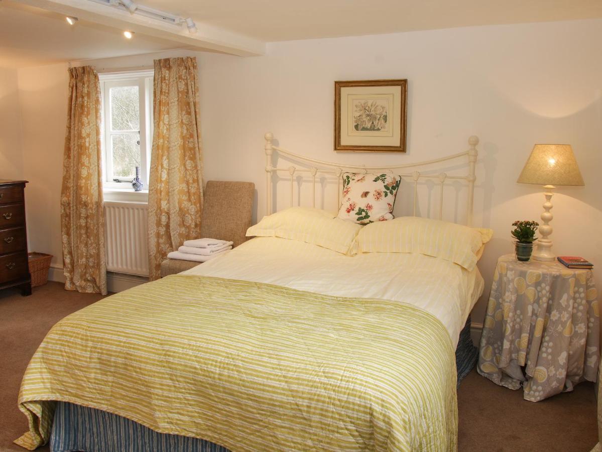 Wolvesacre Mill Cottage วิตเชิร์ช ภายนอก รูปภาพ